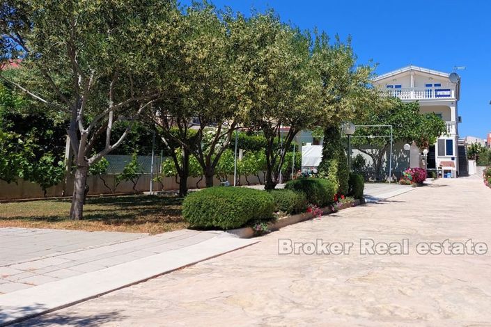 Image No.2-7 Bed Villa for sale