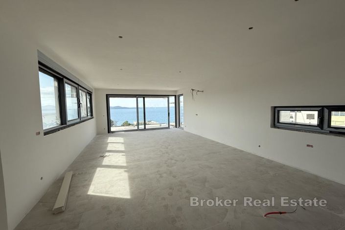 Image No.4-4 Bed Apartment for sale