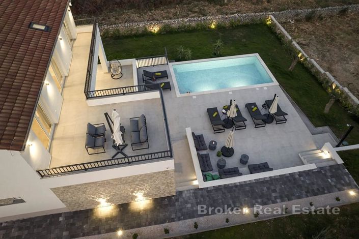 Image No.20-3 Bed Villa for sale