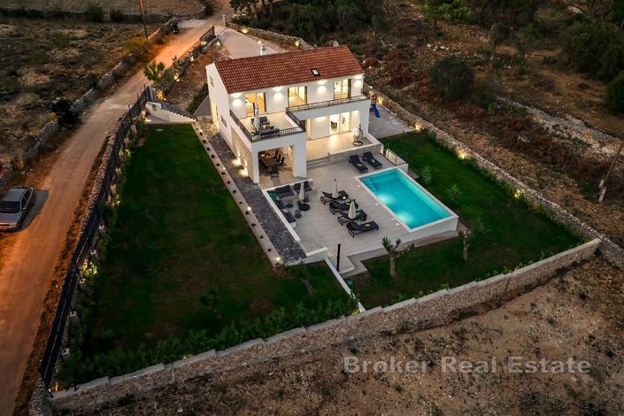 Image No.21-3 Bed Villa for sale