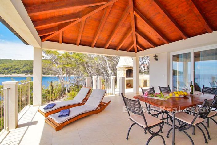 Image No.2-4 Bed Villa for sale