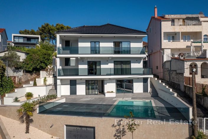 Image No.5-4 Bed Villa for sale