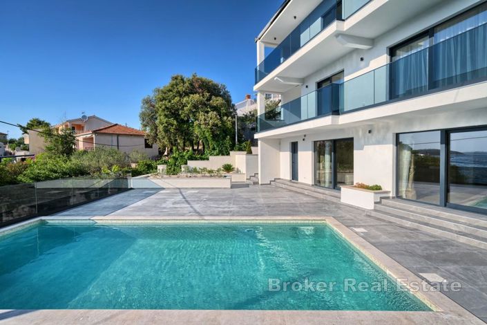 Image No.6-4 Bed Villa for sale