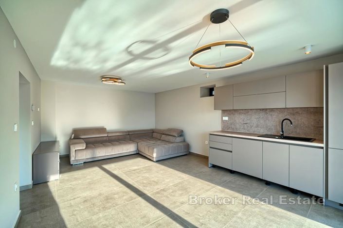 Image No.9-4 Bed Villa for sale