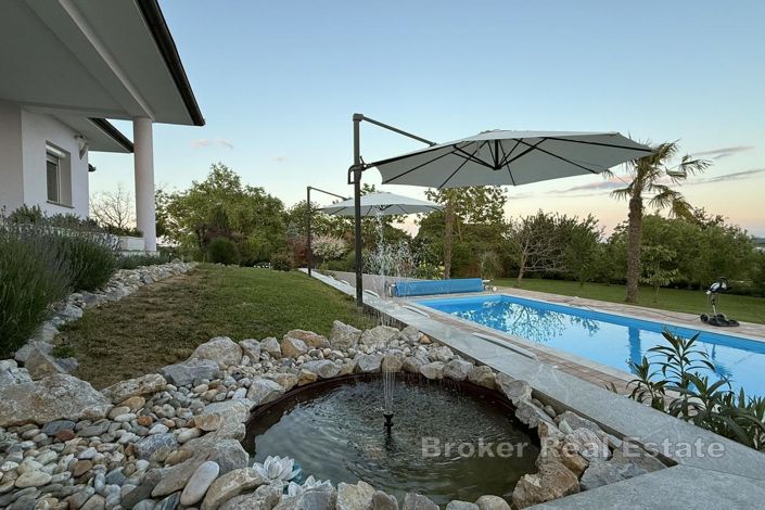 Image No.3-3 Bed Villa for sale