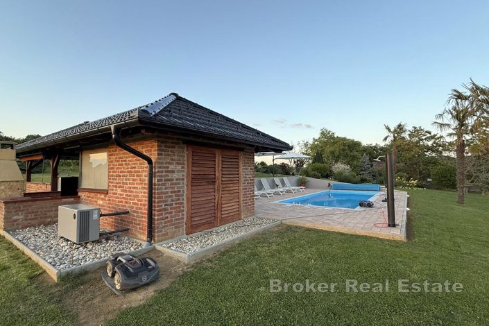 Image No.5-3 Bed Villa for sale