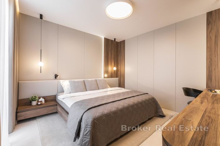 Image No.14-3 Bed Apartment for sale
