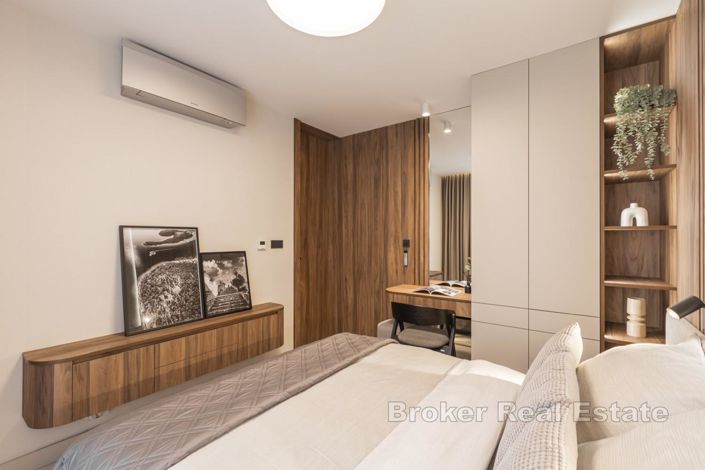 Image No.18-3 Bed Apartment for sale