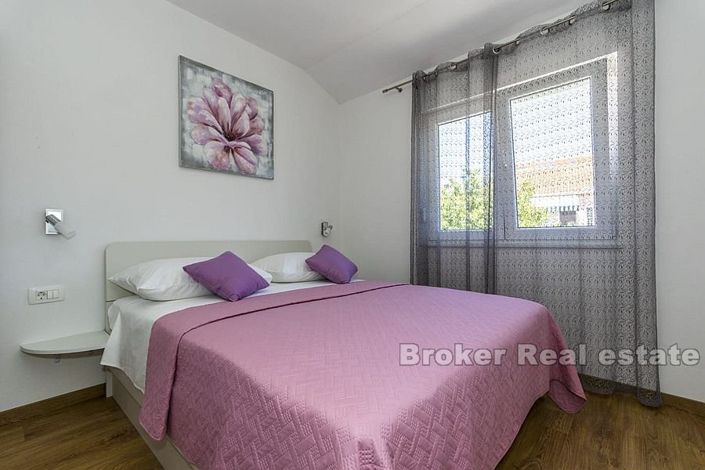 Image No.8-10 Bed Villa for sale