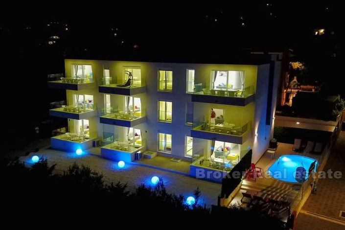 Image No.19-20 Bed Villa for sale
