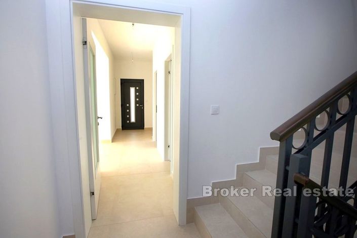 Image No.11-5 Bed Villa for sale