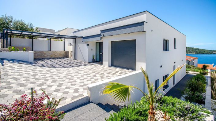 Image No.19-4 Bed Villa for sale