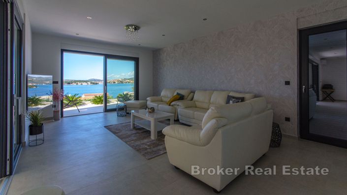 Image No.7-4 Bed Villa for sale