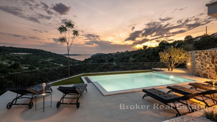 Image No.13-4 Bed Villa for sale