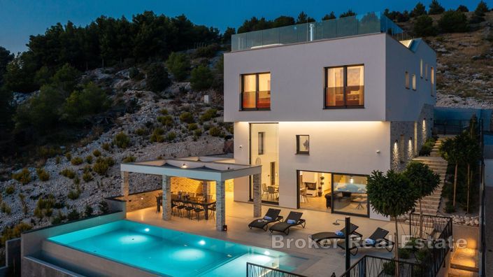 Image No.19-5 Bed Villa for sale
