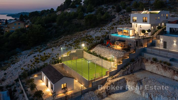 Image No.20-5 Bed Villa for sale