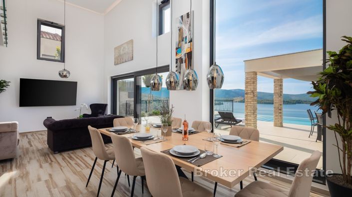 Image No.6-5 Bed Villa for sale