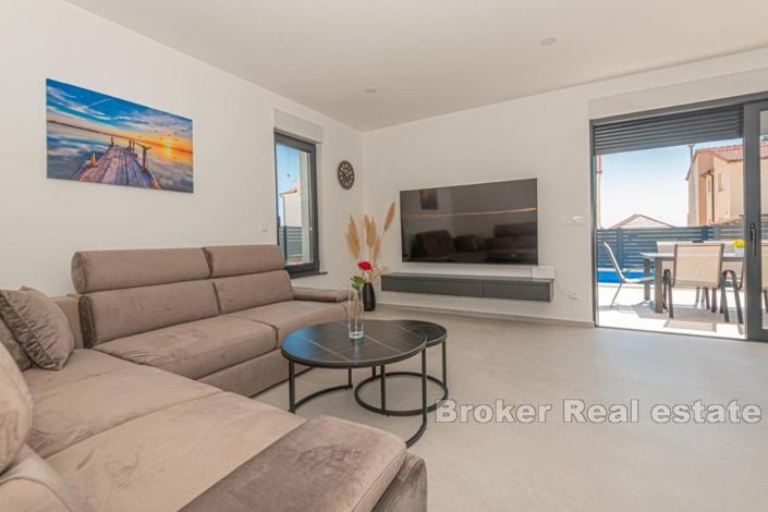 Image No.6-4 Bed Villa for sale