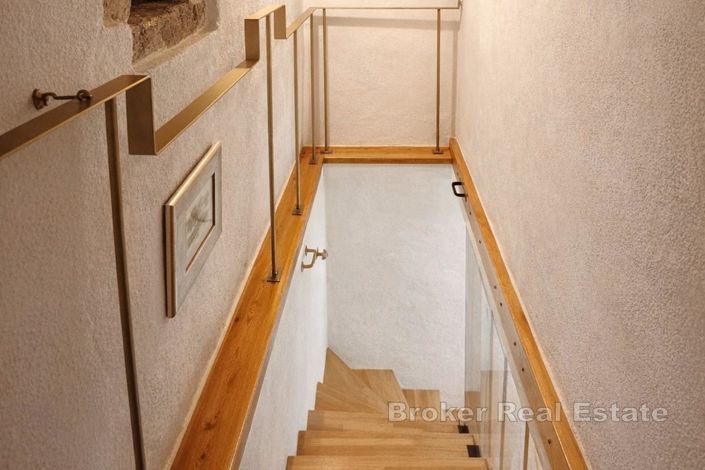 Image No.7-4 Bed Villa for sale