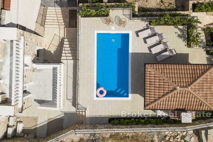 Image No.12-4 Bed Villa for sale