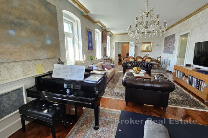 Image No.4-5 Bed Apartment for sale