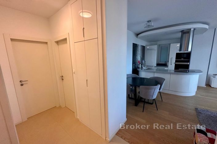 Image No.3-Appartement de 2 chambres à vendre à Žnjan