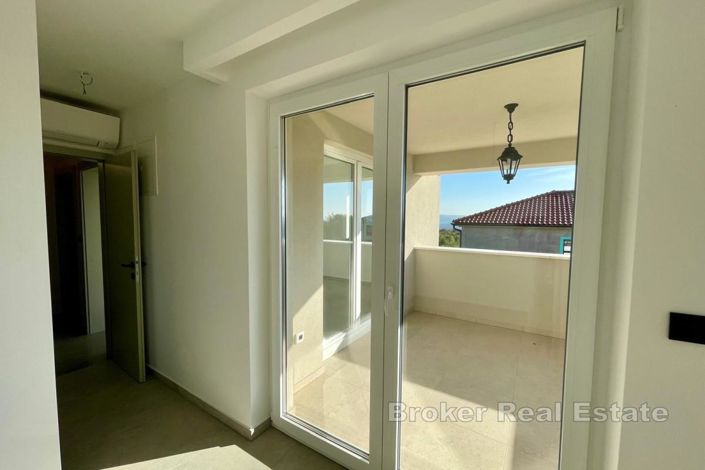 Image No.10-3 Bed Villa for sale