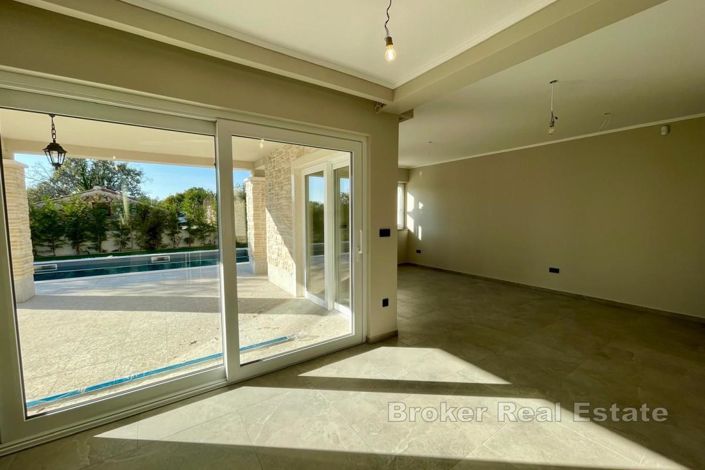 Image No.4-3 Bed Villa for sale