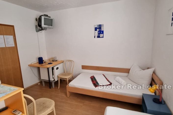 Image No.7-12 Bed Villa for sale