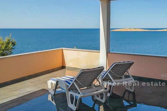 Image No.10-11 Bed Villa for sale