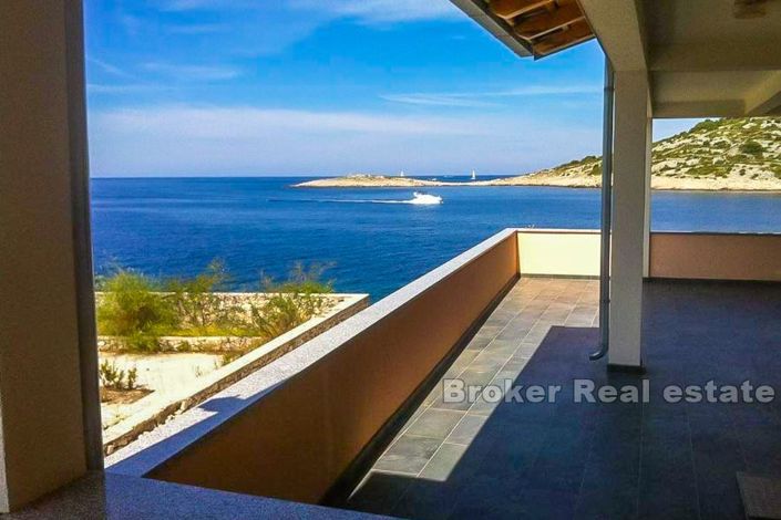 Image No.11-11 Bed Villa for sale