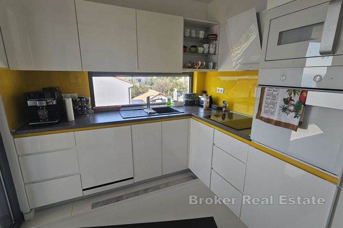 Image No.6-3 Bed Apartment for sale