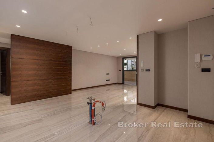 Image No.5-3 Bed Apartment for sale