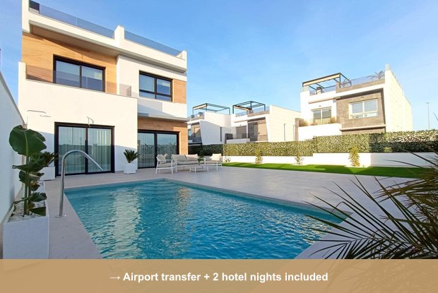 3-Bed Town House Benijofar Pool