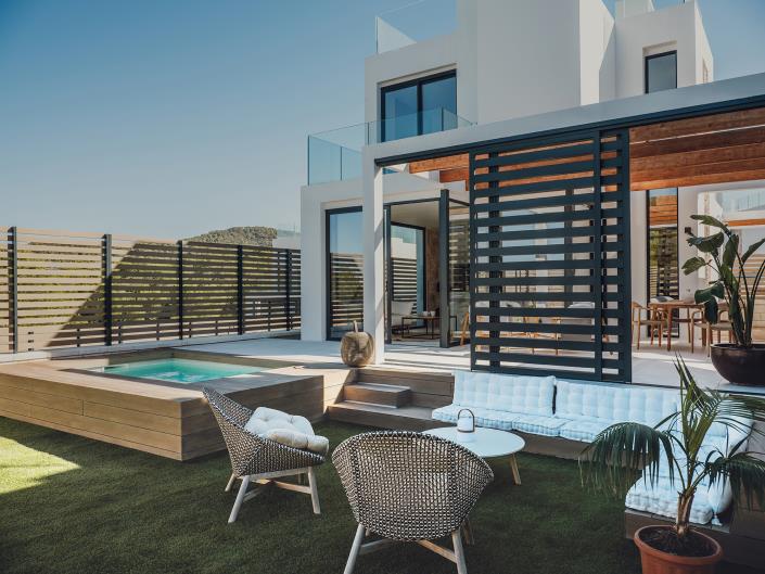 Image No.3-3 Bed Villa / Detached for sale