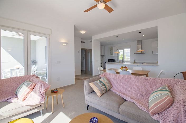 Image No.15-3 Bed Townhouse for sale