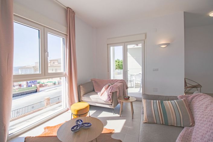 Image No.3-3 Bed Townhouse for sale