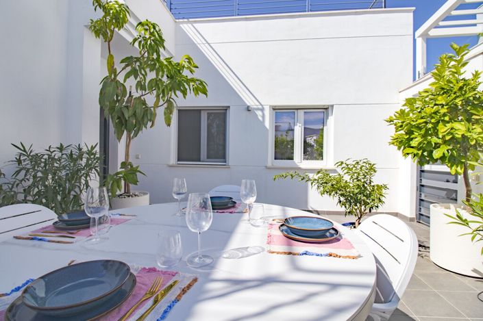 Image No.7-3 Bed Townhouse for sale