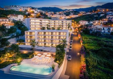 1 - Calheta, Apartment