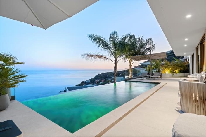 Image No.43-3 Bed Villa for sale
