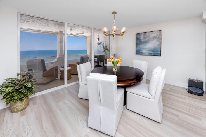 Image No.23-3 Bed Condo for sale