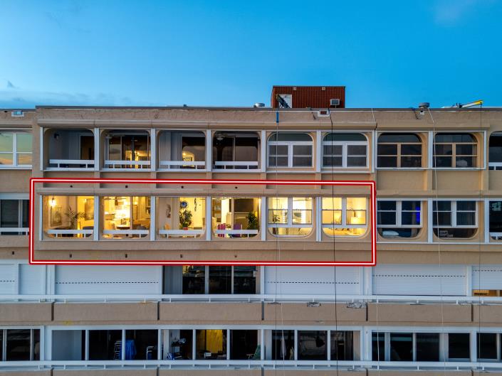 Image No.60-3 Bed Condo for sale