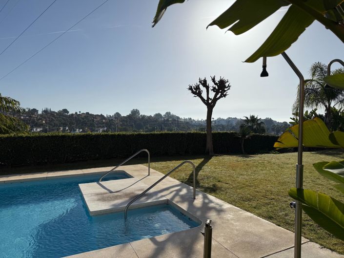 Image No.30-4 Bed Townhouse for sale