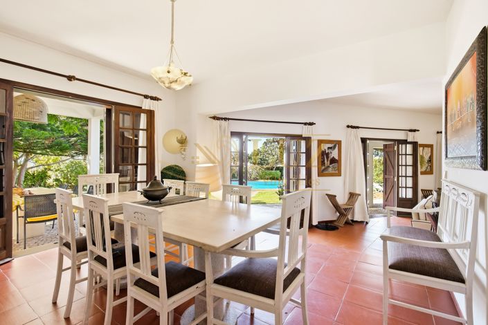 Image No.11-5 Bed Villa for sale