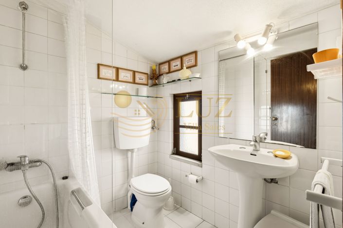 Image No.17-5 Bed Villa for sale