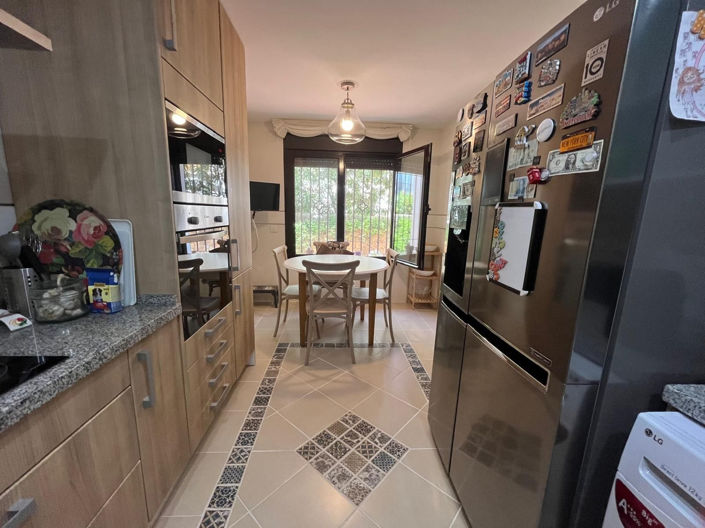 Image No.3-3 Bed Townhouse for sale
