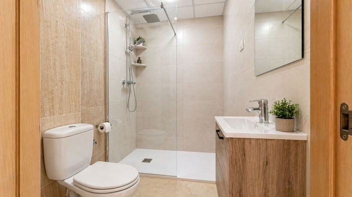 Image No.21-2 Bed Apartment for sale