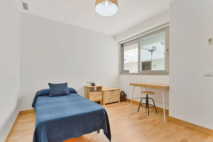Image No.9-2 Bed Apartment for sale