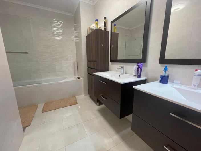 Image No.61-3 Bed Apartment for sale