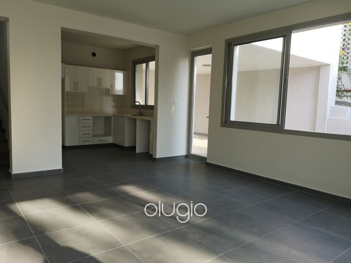 Image No.5-3 Bed Villa for sale